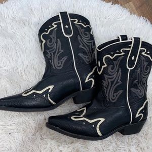 Vintage Cowgirl boots